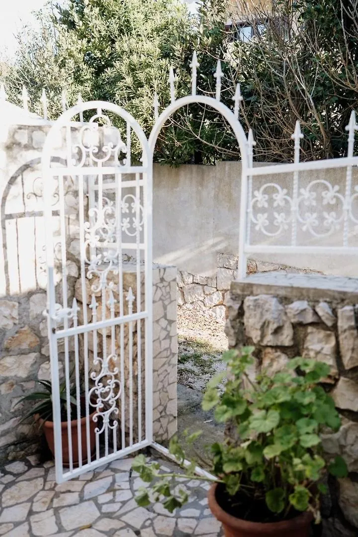 Villa Palma Mali Losinj 0*,  Croatia