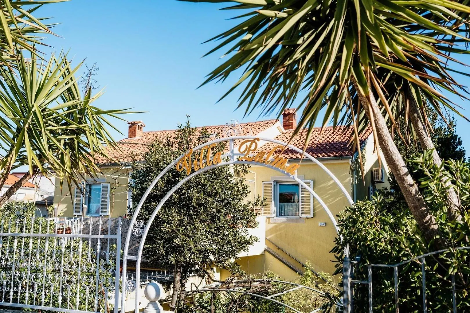 Villa Palma Mali Losinj Guest house